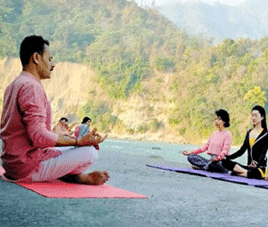 yoga retreats in rishikesh